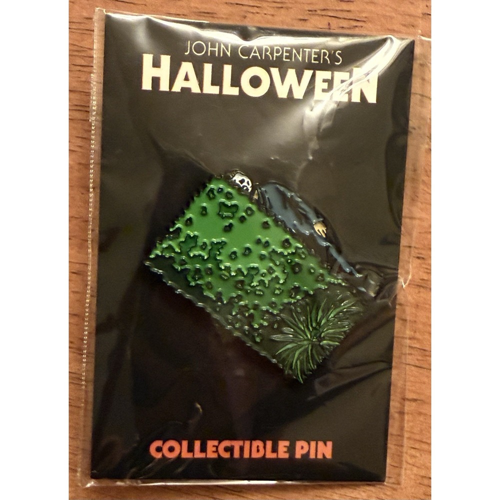 HALLOWEEN FRIGHT RAGS OFFICIALLY LICENSED HEDGE‎ ENAMEL SLIDING PIN